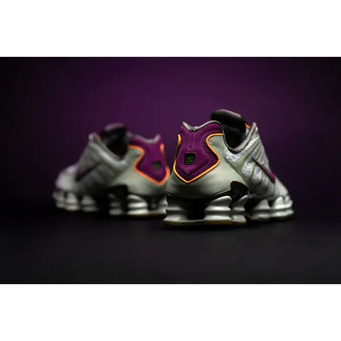 Nike Air Max Shox